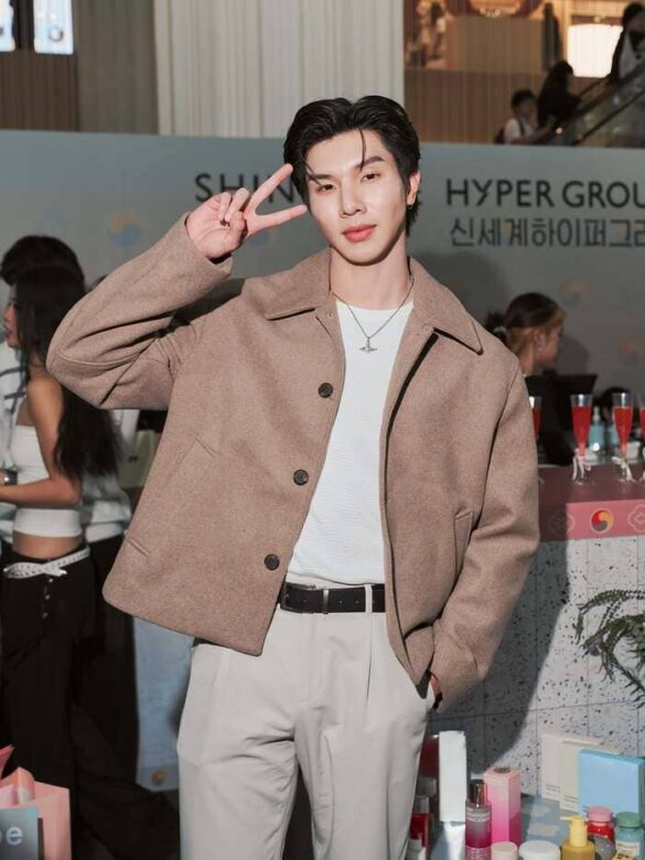 Lý lịch Lee Long Shi