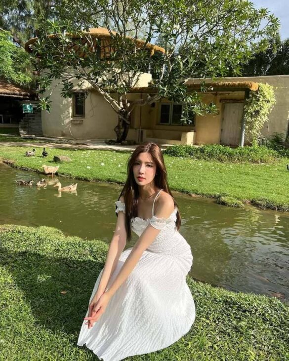 Profile Aomsin Nuttharat Papirom