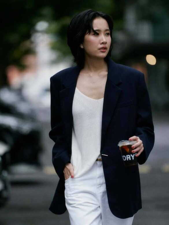 Tiểu sử Frung Prompatcha Sanitwong