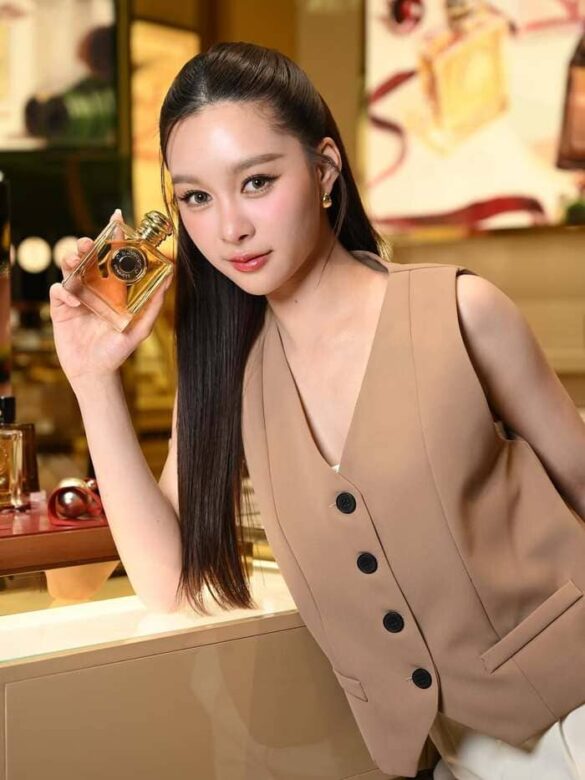 Tiểu sử Seya Pimmada Chittieng