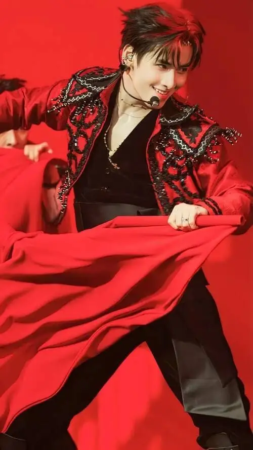 anh-hung-huynh-anh-trai-say-hi-10 Ảnh Hùng Huỳnh Anh Trai Say Hi cười