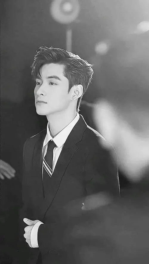 anh-hung-huynh-ngau-5 Ảnh Hùng Huỳnh ngầu ánh mắt sắc