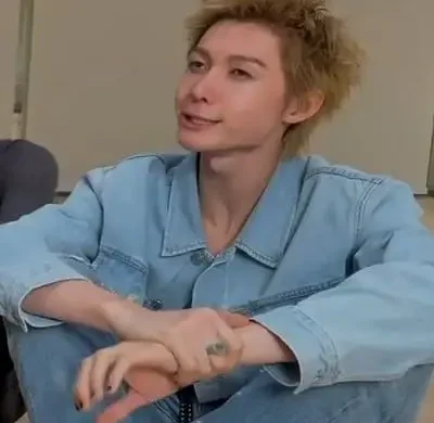 anh-martin-cortis-hai-7 Ảnh Martin Cortis biểu cảm vui