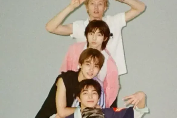 Ảnh nền Cortis phong cách nhẹ