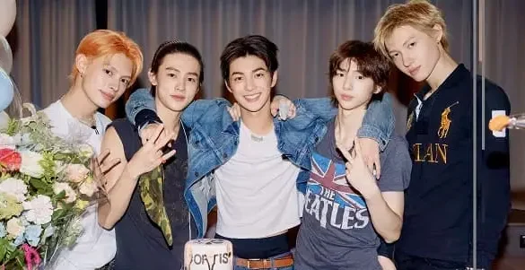 Ảnh nhóm Cortis khoảnh khắc đời thường