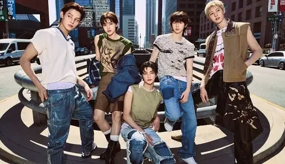 Ảnh nhóm Cortis xuất hiện cùng nhau