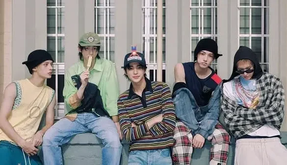 Ảnh nhóm Cortis phong cách tự nhiên