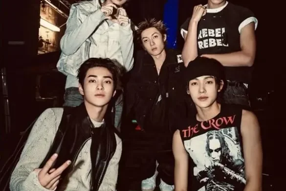 Ảnh nhóm Cortis tương tác thân thiết