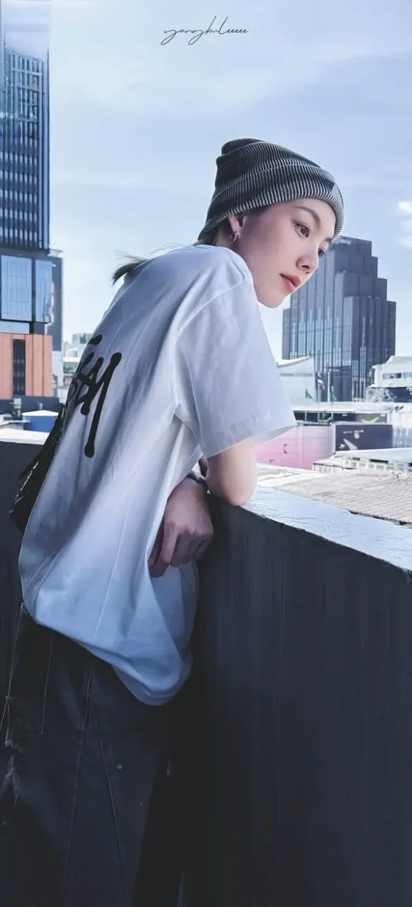 Ảnh Orm Kornnaphat làm hình nền