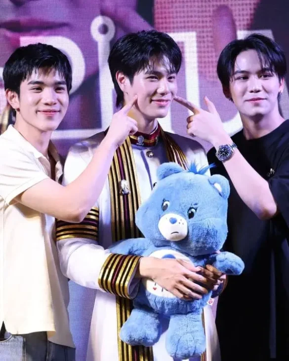 Phuwin Tangsakyuen khoảnh khắc trưởng thành