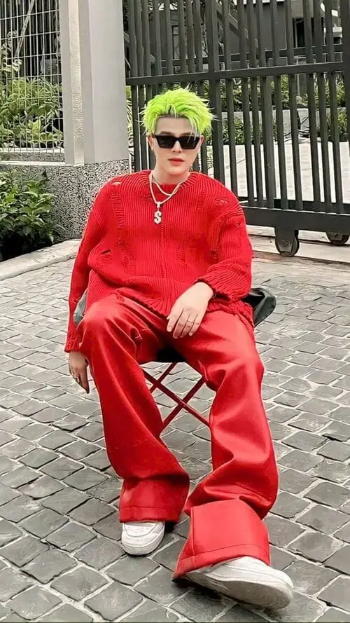 anh-rhyder-ngau-ao-do-6 Rhyder áo đỏ chụp ngoài trời, nhìn rất nổi