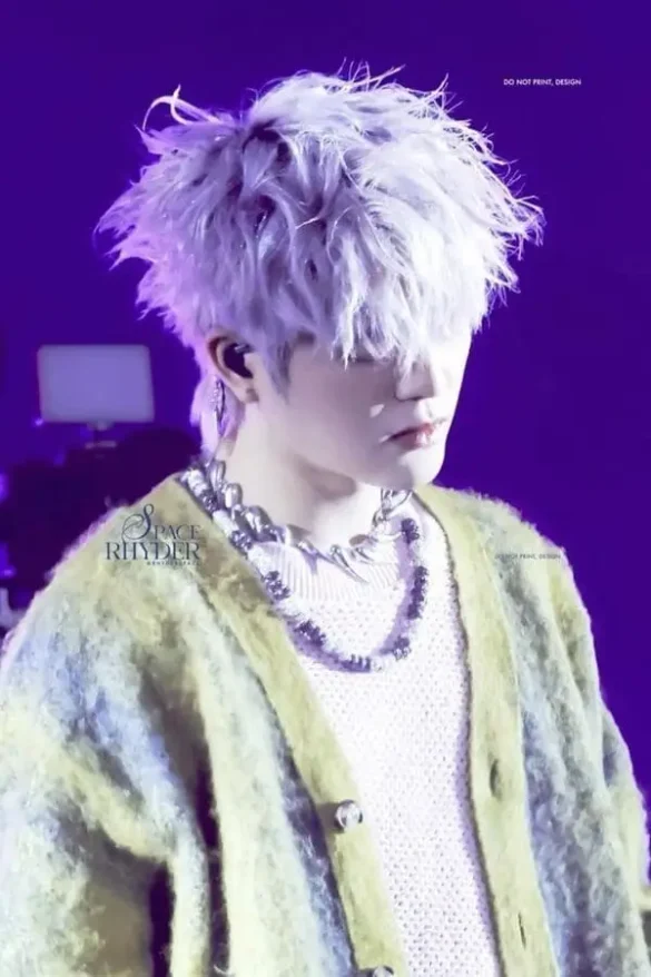 Ảnh Rhyder ngầu, thần thái lạnh