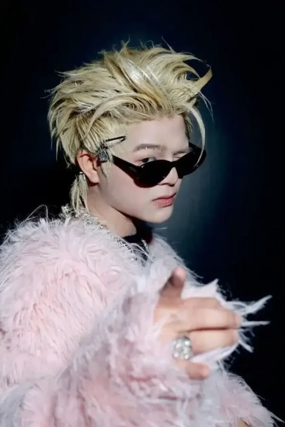 Rhyder look cá tính, visual nổi bật