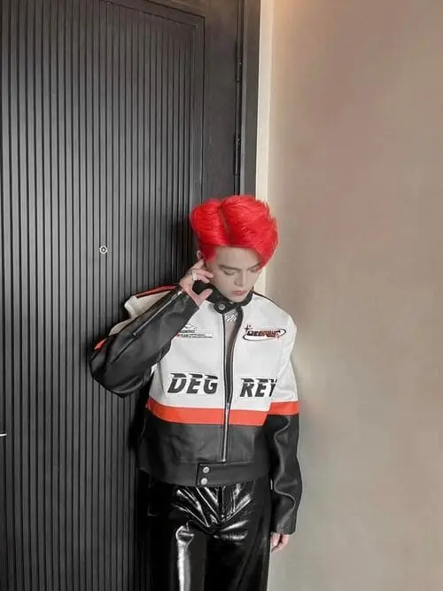 anh-rhyder-ngau-toc-do-2 Màu tóc đỏ làm khung hình trông rất “cháy”