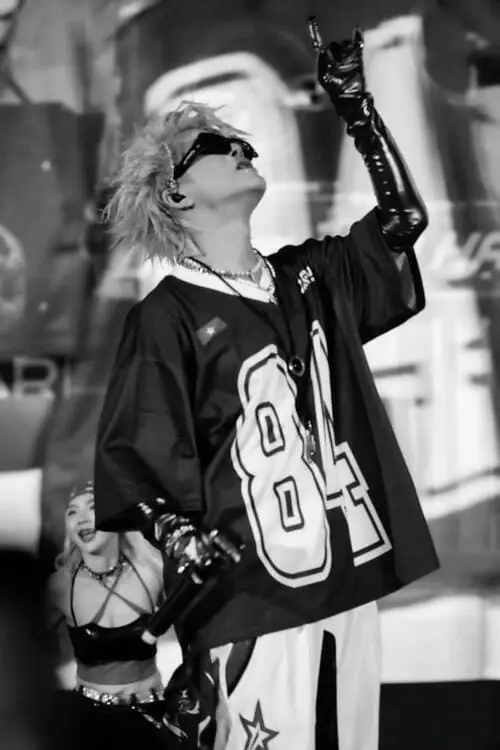 anh-rhyder-ngau-trang-den-7 Rhyder trắng đen, outfit tối càng thêm cuốn