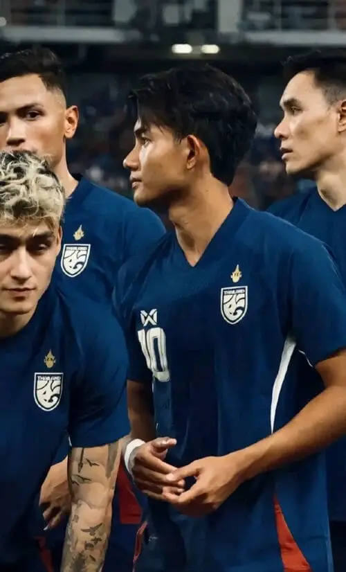 anh-suphanat-cung-dong-doi-1 Ảnh của Suphanat cùng đồng đội