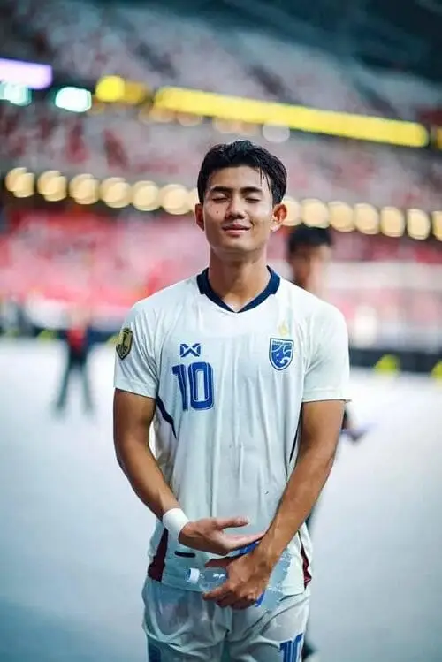 anh-suphanat-mueanta-moi-nhat-cap-nhat-4 Ảnh Suphanat mới cập nhật full HD