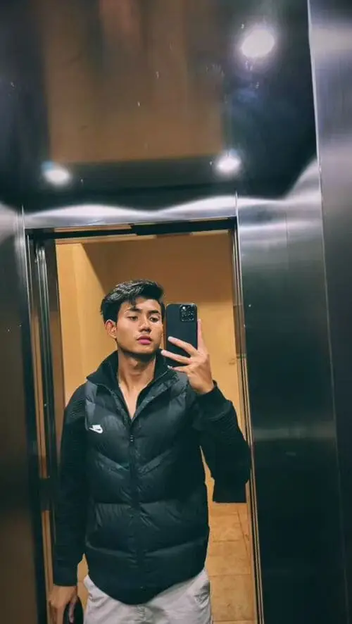 anh-suphanat-selfie-chup-guong-che-mat-2 Ảnh suphanat chụp gương, selfie rõ nét