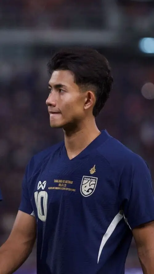 anh-suphanat-trang-den-ngau-dep-trai-1 Ảnh Suphanat ngầu, vibe lạnh lùng