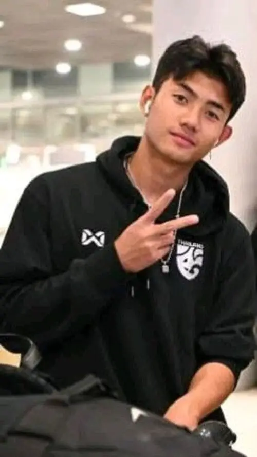 anh-suphanat-trang-den-ngau-dep-trai-4 Ảnh suphanat đẹp trai, thần thái đỉnh