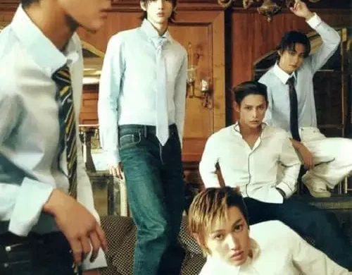 Cortis xuất hiện trên ảnh tạp chí