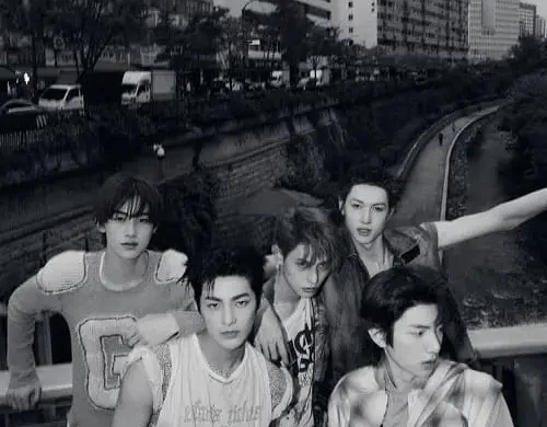 Cortis trong ảnh tạp chí mang tính thời trang