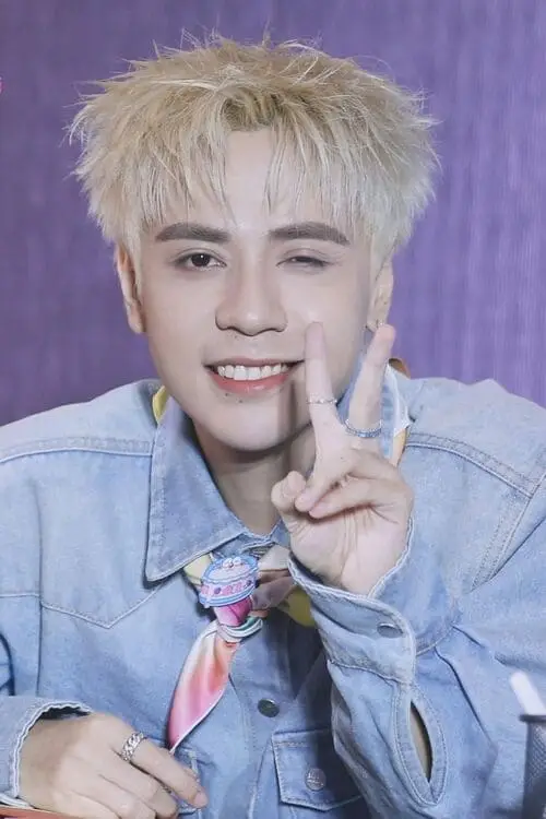 de-thuong-anh-quang-hung-masterd-cuoi-5 Anh Quang Hùng MasterD de thương cười