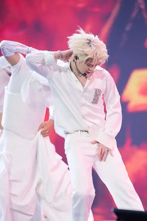 hinh-nen-anh-rhyder-cool-ngau-4 Ảnh cận mặt Rhyder, thần thái điềm tĩnh