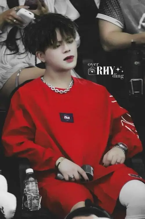 hinh-nen-anh-rhyder-de-thuong-cute-3 Rhyder cười hiền trong ảnh chụp cận mặt