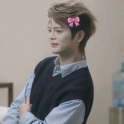 hinh-nen-anh-rhyder-de-thuong-cute-39 Ảnh nền Rhyder tone sáng, nhìn sạch sẽ