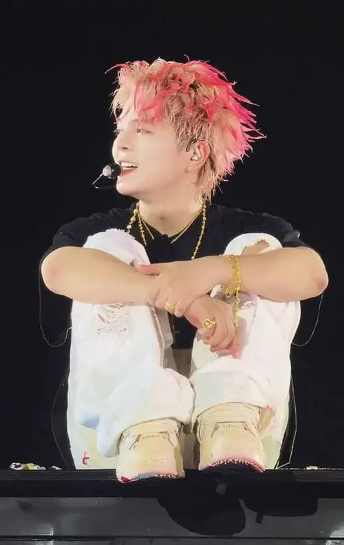 hinh-nen-anh-rhyder-de-thuong-cute-51 Hình nền Rhyder tone lạnh, hợp màn hình khóa