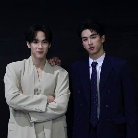 Bảng thông tin về couple SurfJava