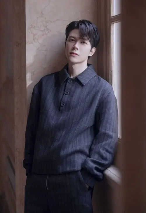 anh-anh-tu-atus-moi-nhat-12 Anh Tú Atus mới nhất, tạo dáng trước ống kính