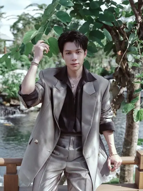 anh-anh-tu-atus-moi-nhat-2 Anh Tú Atus mới nhất, ảnh chụp cận mặt rõ nét