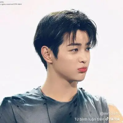 anh-keonho-cortis-biu-moi-chu-mo-cuoi-7 Ảnh Keonho Cortis bĩu môi pose trêu