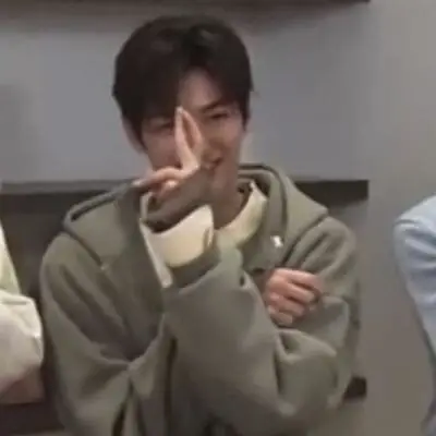 anh-keonho-cortis-dim-meme-hai-bua-6 Ảnh Keonho Cortis dìm hài bựa hậu trường