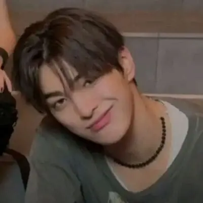 anh-keonho-cortis-dim-meme-hai-bua-7 Keonho Cortis meme bựa ánh mắt ngơ