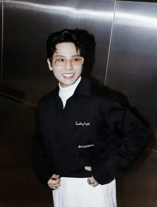 anh-quan-ap-cuoi-3 Ảnh Quân AP cười, khoảnh khắc đời thường ấm áp