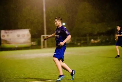 anh-quan-ap-da-bong-1 Ảnh Quân AP đá bóng, khoảnh khắc năng động trên sân