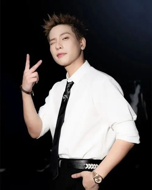 anh-quan-ap-moi-nhat-7 Quân AP ảnh mới nhất, góc chụp sân khấu sắc nét