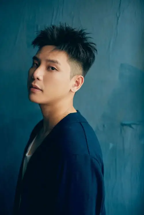 anh-quan-ap-ngau-10 Quân AP ngầu, pose đơn giản nhưng nổi bật