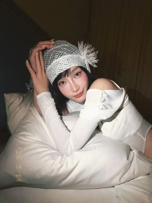 anh-juky-san-moi-nhat-3 Ảnh Juky San mới nhất với phong cách thời trang thanh lịch và sang