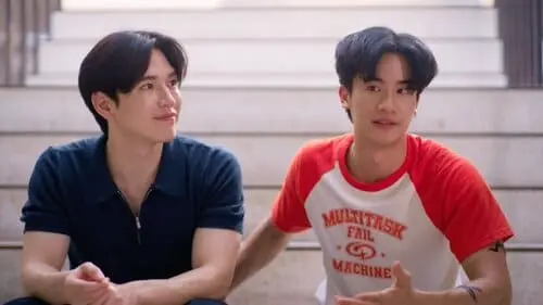 a-dog-and-a-plane-the-series-2026-hinh-anh-16 A Dog And A Plane The Series hậu trường, hai nam diễn viên ngồi bậc thang trò chuyện cùng nhau